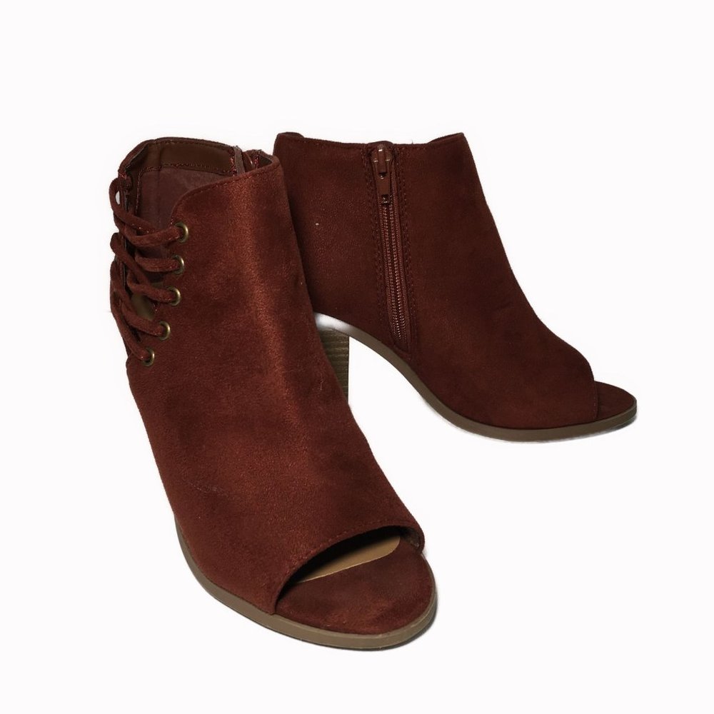 Soda -- Rust Color Women's Booties Size 7.5 - image 2